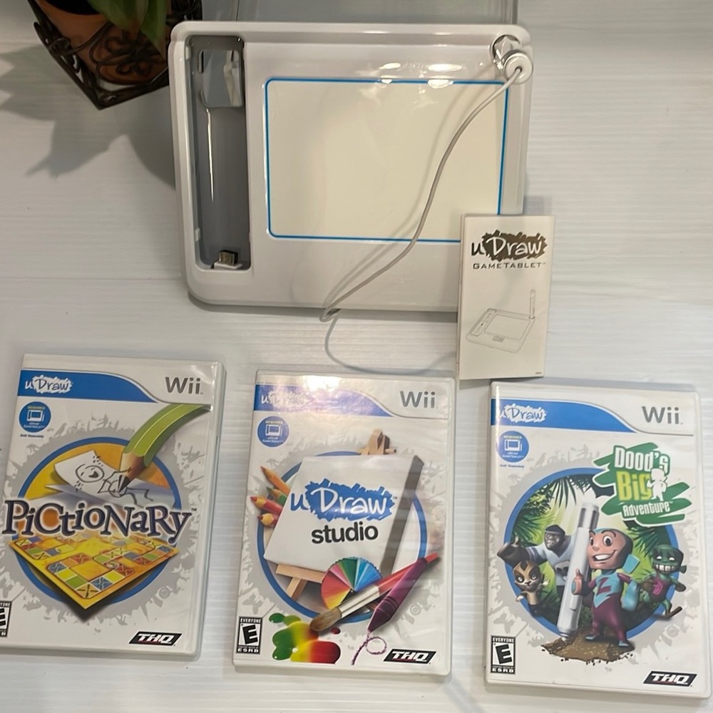 Wii U Draw Game Tablet & 3 U Draw Games: U Draw Studio, Pictionary, Doods BIG Ad